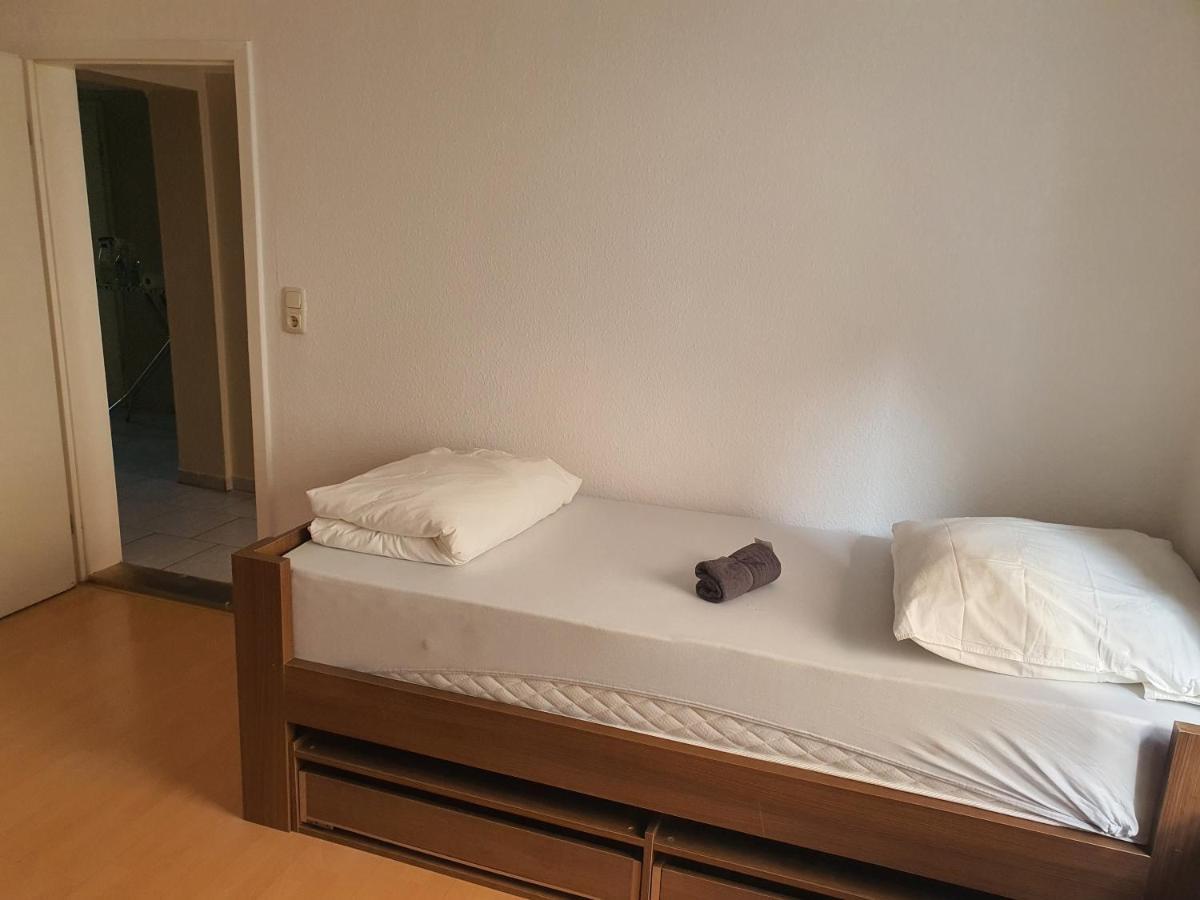 Baarii Hostel - Халбергмос Екстериор снимка